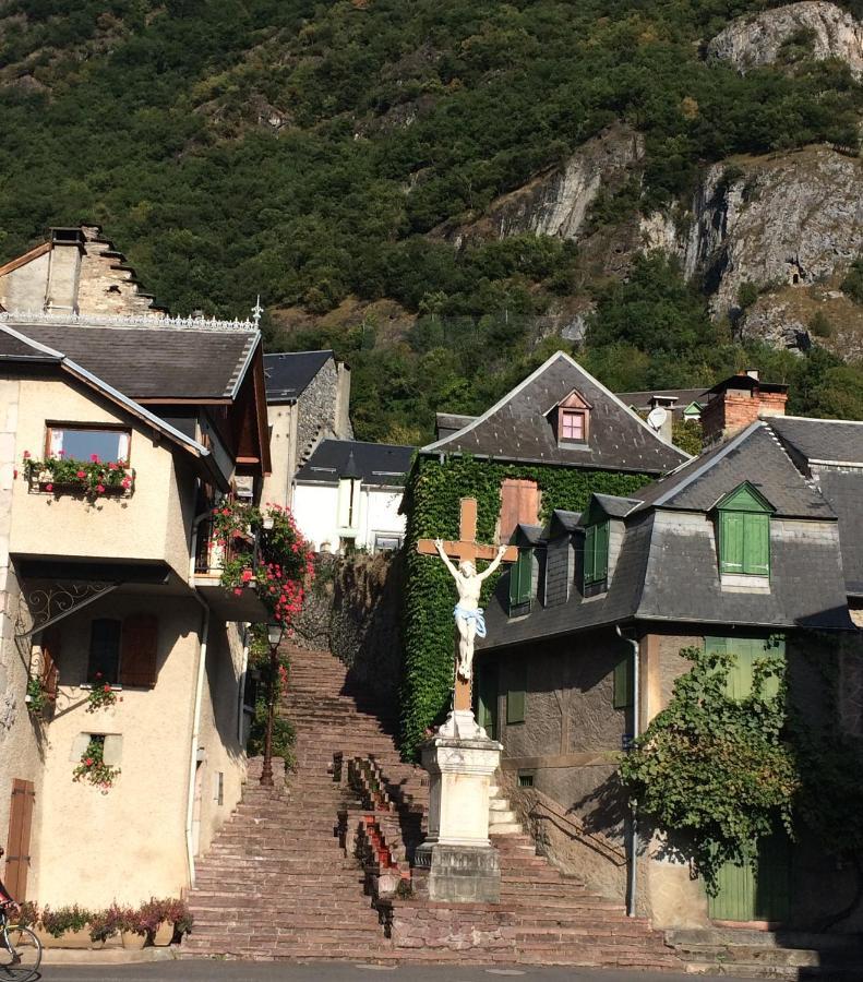 Les Deux Rives Bed and Breakfast Cierp Eksteriør billede