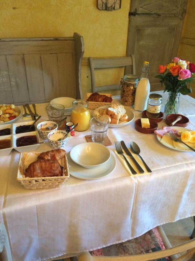 Les Deux Rives Bed and Breakfast Cierp Eksteriør billede