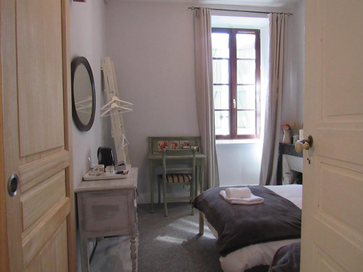Les Deux Rives Bed and Breakfast Cierp Eksteriør billede